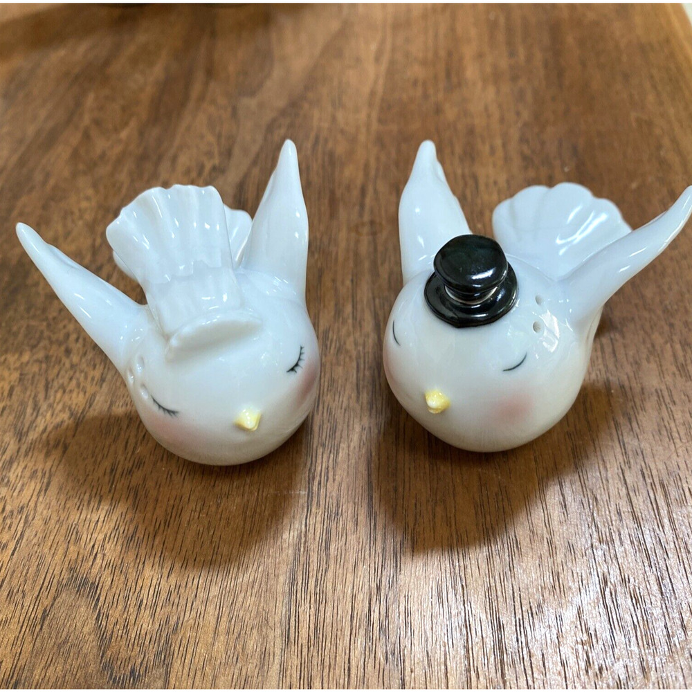 Wedding Bride & Groom Salt & Pepper Shakers Set White Ceramic Fly Birds Novelty